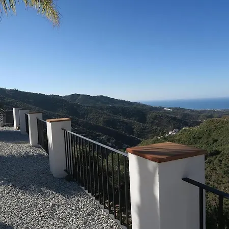 ヴィラ Stunning Near Velez-malaga *